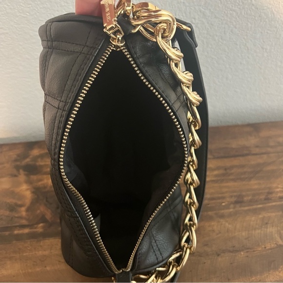 Steve Madden Black Bmegga Quilted Chain Accent Crossbody Bag. - Picture 12 of 14